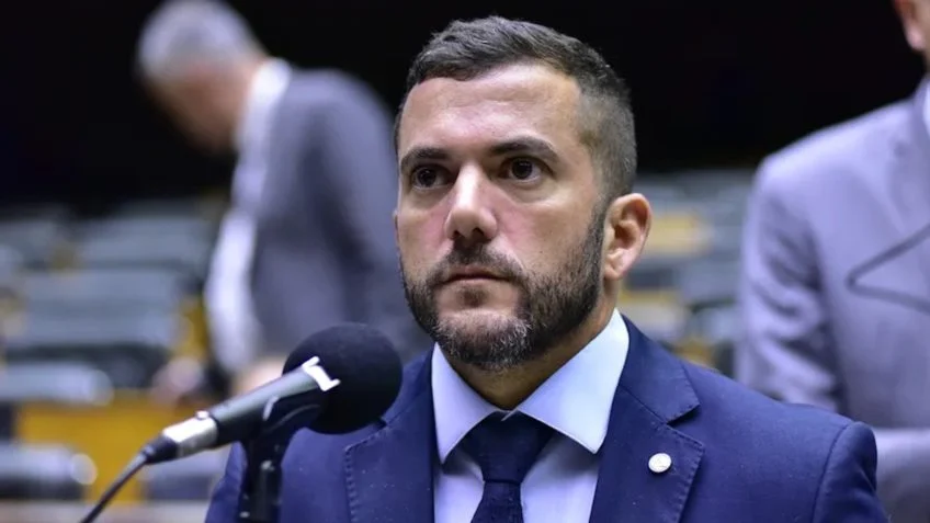 Jordy aposta em apoio de lideranças evangélicas para angariar voto do segmento em Niterói