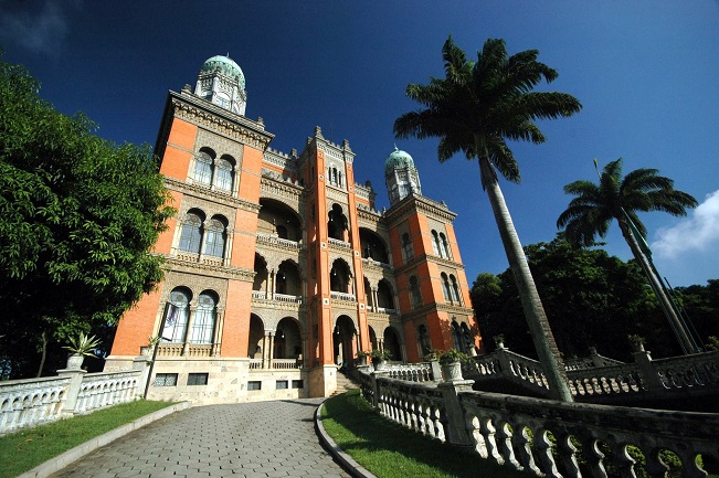 Com apoio da Alerj, Fiocruz lança primeiro edital no Brasil focado em saúde integral nas favelas