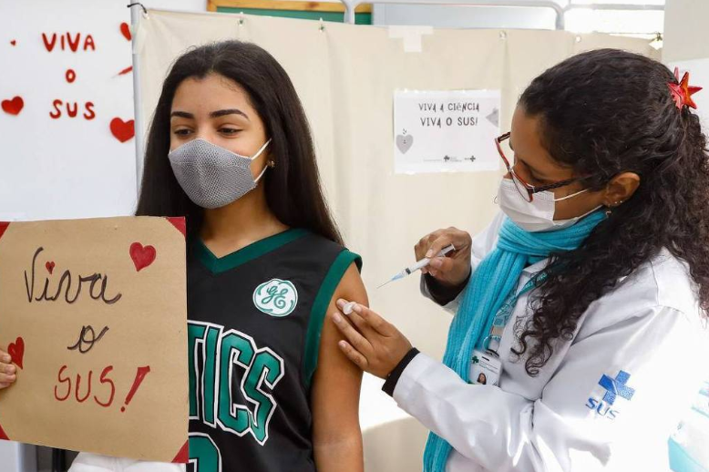 Aumento de 140% nos casos de covid em São Paulo leva autoridades a temer explosão depois do carnaval