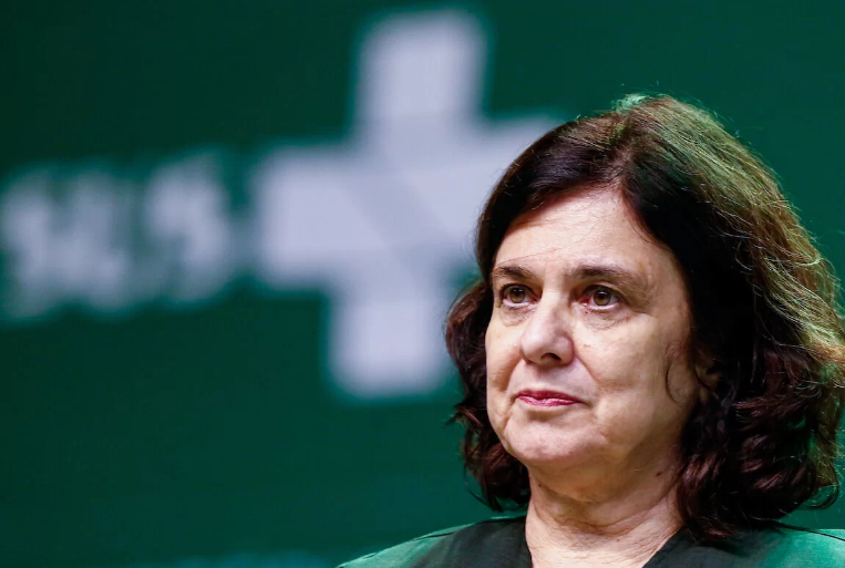 Ministra da Saúde suspende nota técnica sobre aborto após críticas