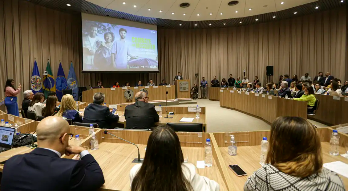 Ministério da Saúde anuncia centro de emergência para conter epidemia de dengue no país