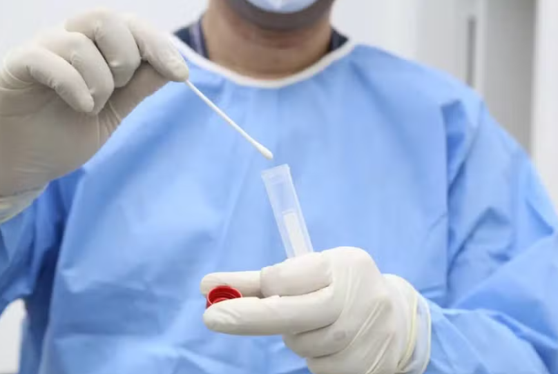 Carnaval pode agravar surto de mpox no Brasil, alertam especialistas; Rio está em alerta