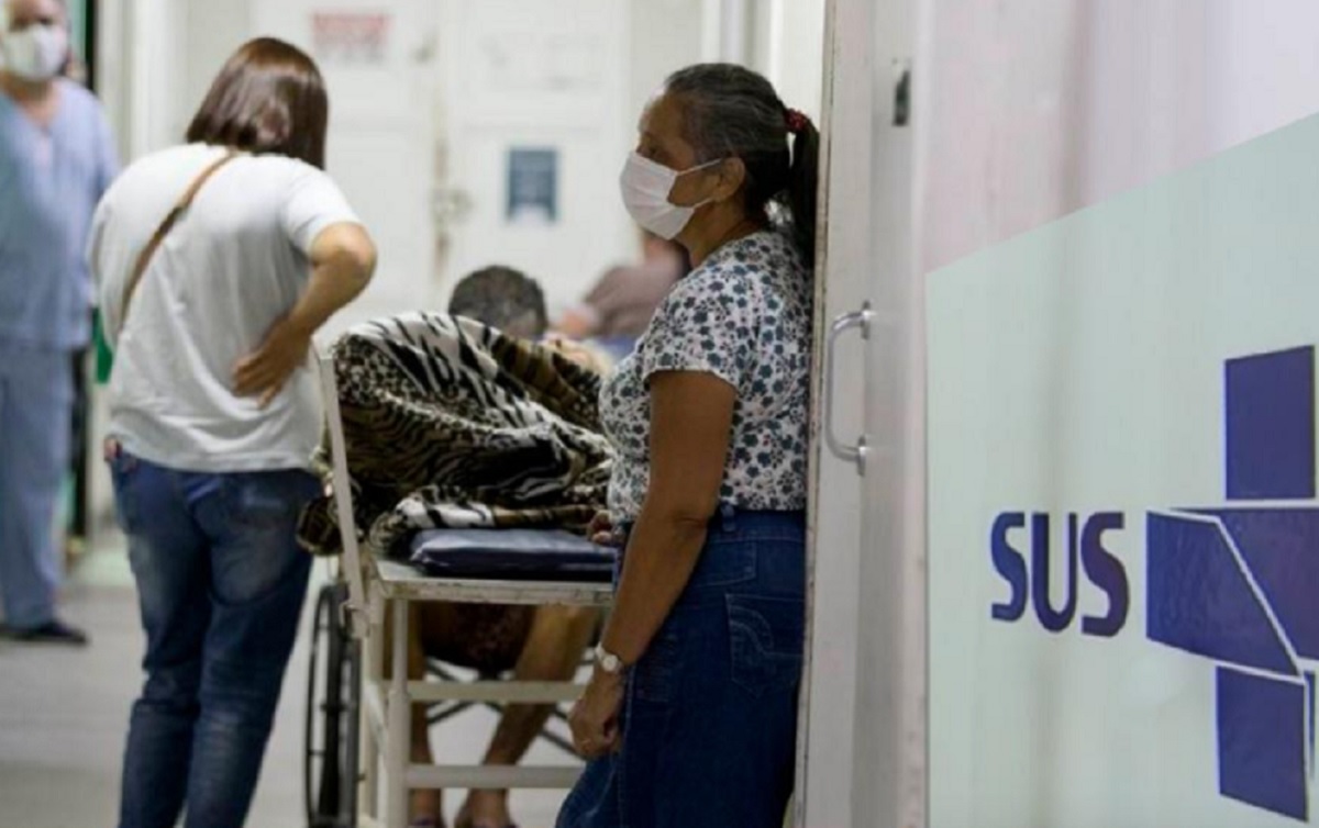 Câmara dos Deputados aprova projeto que torna obrigatória publicação da lista de espera por exames e cirurgias no SUS