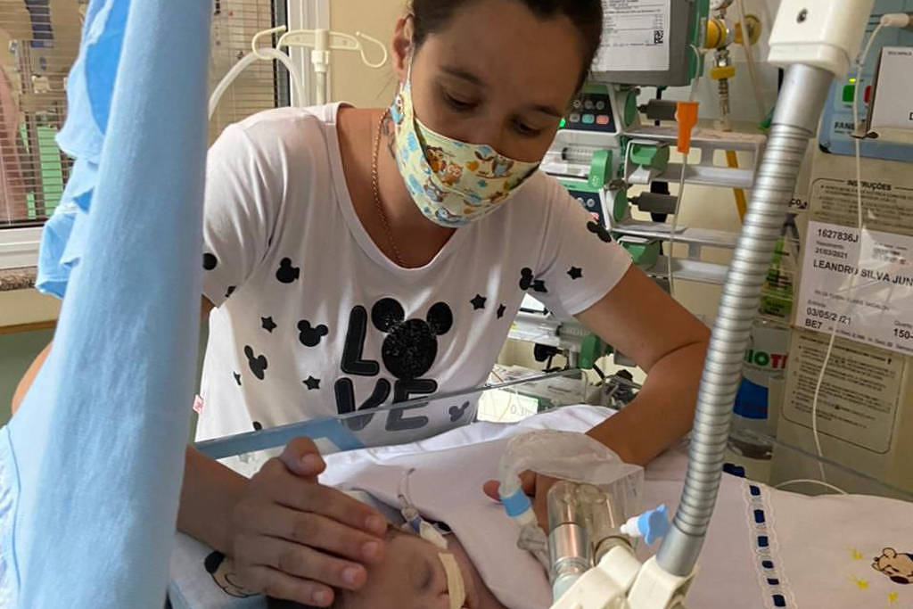 Em média, covid-19 ainda mata 3 crianças a cada 4 dias no Brasil