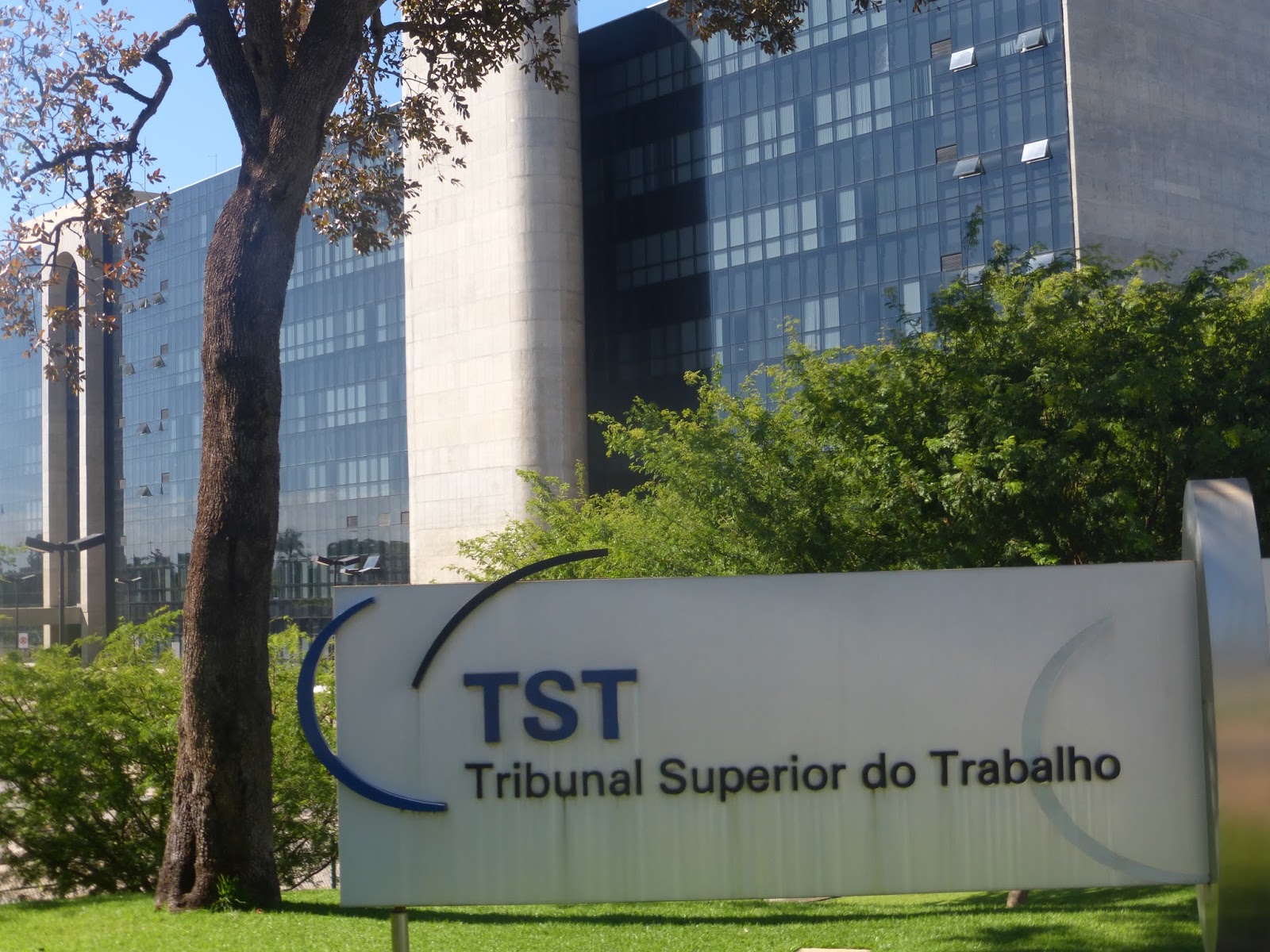 Grupo Prerrogativas tenta impedir nomeação de indicado por Lira para TST que já defendeu guilhotina para Dilma e Lula