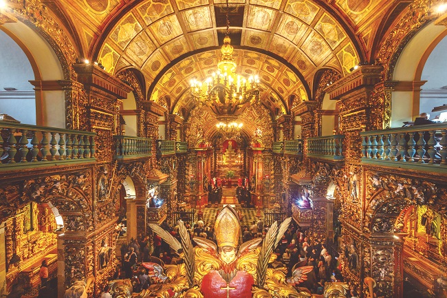 CULTURA: LENDAS DA ABADIA DE MONTSERRAT