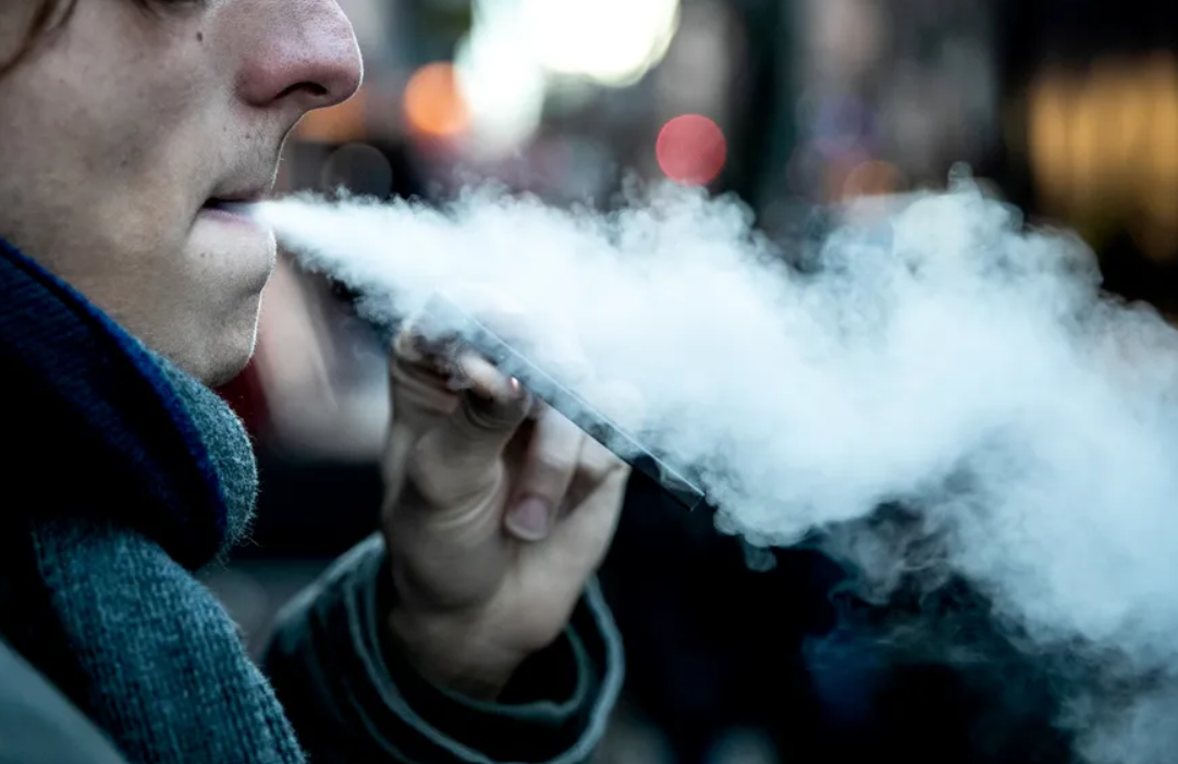 Presidente da Anvisa vota por manter proibição de cigarros eletrônicos no país
