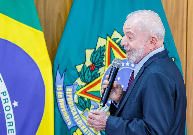 Lula articula encontro com líderes de países democráticos para conter avanço da extrema direita