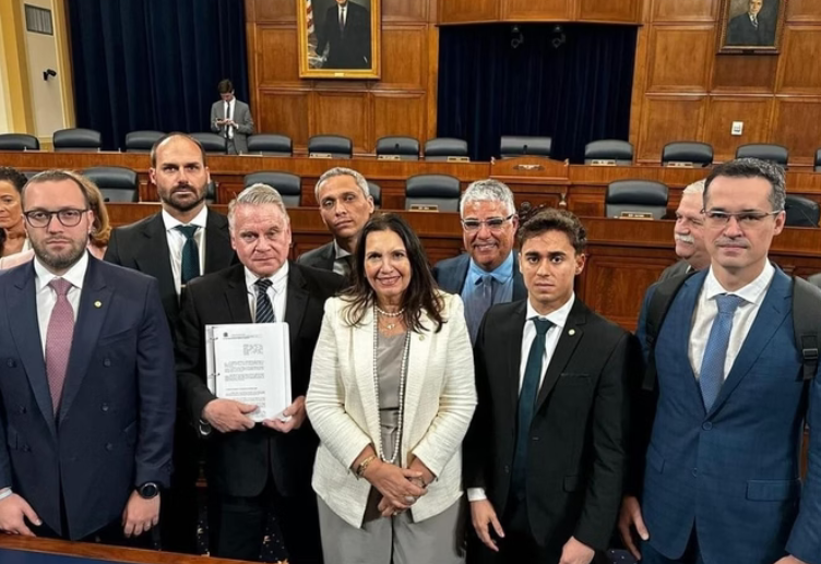 Câmara gasta R$ 32 mil para deputados bolsonaristas acompanharem audiência contra Moraes no Congresso dos EUA