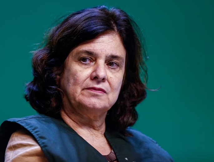 Representante eleito de São Paulo no CFM já chamou ministra da Saúde de comunista e defende cloroquina  no combate à Covid