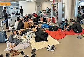 Imigrante retido em Aeroporto de SP é isolado em hotel após suspeita de mpox
