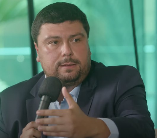Niterói: em sabatina, Bruno Lessa volta a defender internação compulsória e o fim da Emusa