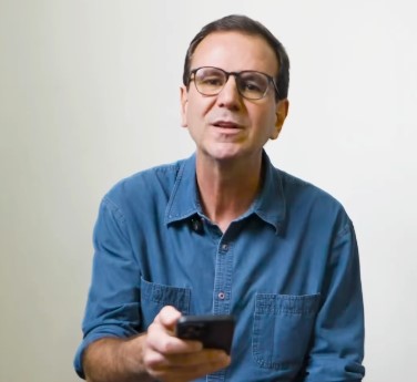 Eduardo Paes sai em defesa dos evangélicos e combate polarização religiosa