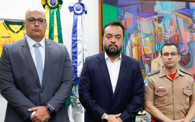 Claudio Castro troca comandos da Polícia Civil e do Corpo de Bombeiros