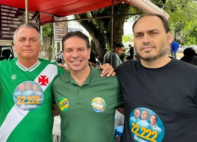 Antes de votar, Bolsonaro acompanhará Ramagem e Carluxo nas seções eleitorais