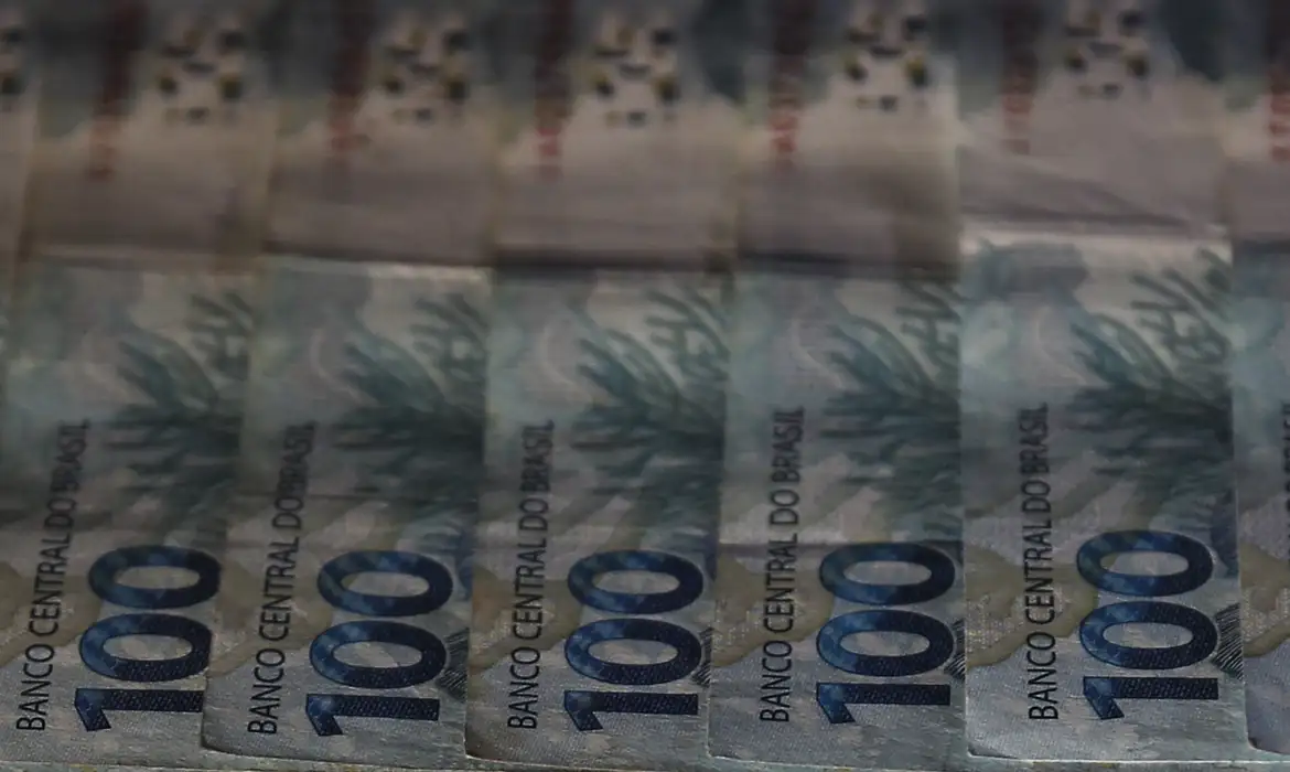 Déficit externo do Brasil cresce em 2025 e alcança US$ 68,6 bilhões