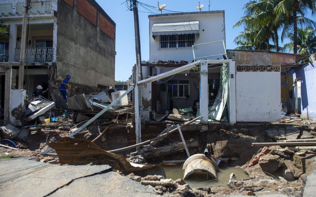 Secretaria de Defesa do Consumidor do Estado multa Águas do Rio em R$ 16 milhões por rompimento de adutora