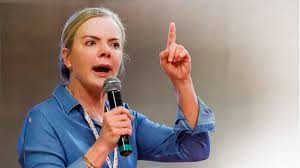 Gleisi e Boulos divulgam vídeo que liga Flávio Bolsonaro ao crime organizado no RJ