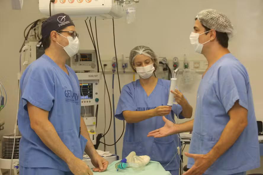 Hospital público de Niterói referência em cirurgia plástica infantil tem vagas disponíveis; veja como acessar o serviço
