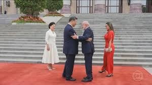 Lula e Janja são recebidos por Xi Jinping e esposa