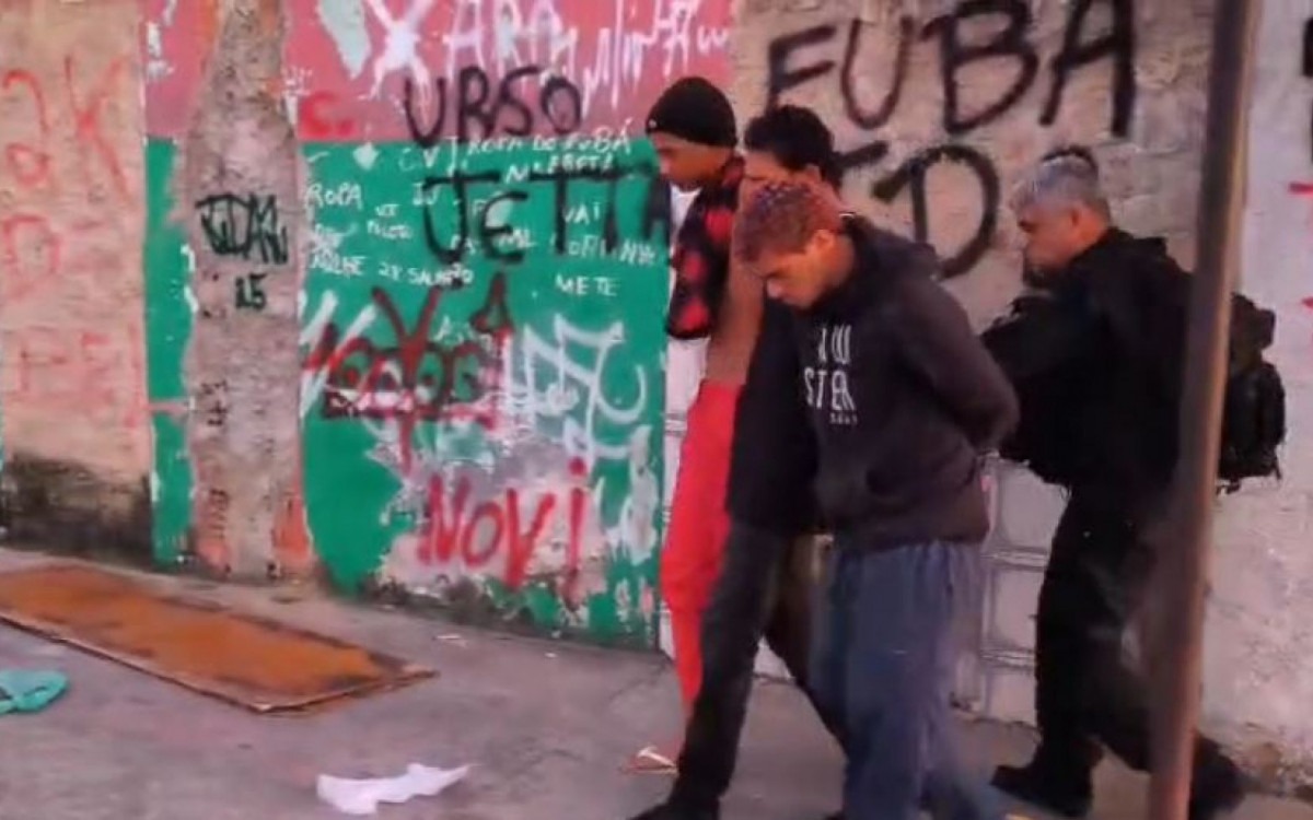 Polícia Civil faz operação para desarticular braço do Comando Vermelho em Belford Roxo