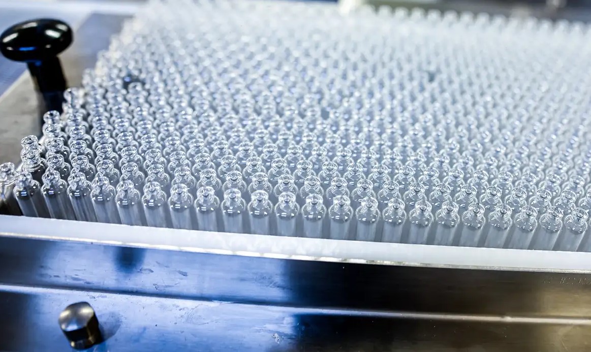 Brasil retoma fabricação de insulina após 20 anos; veja como a produção vai impactar 350 mil pessoas