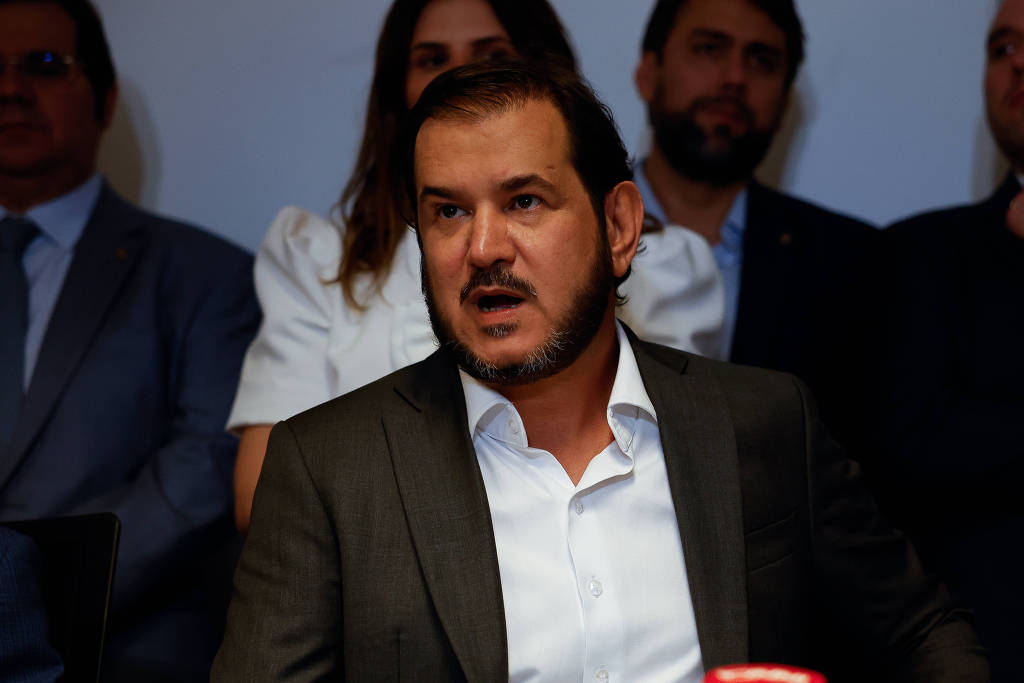 Rueda admite ter advogado para o Master  ‘em dezenas de pareceres e centenas de reuniões’