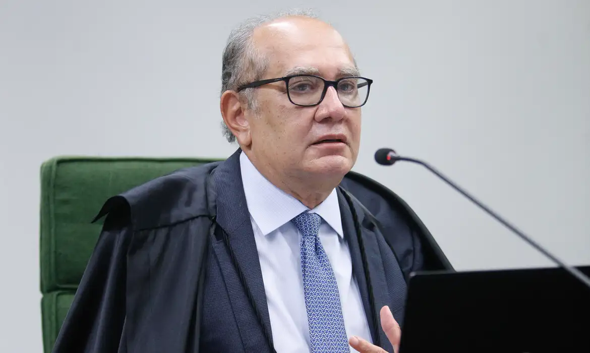 Gilmar Mendes leva ao plenário do STF ação sobre afastamento de governadores