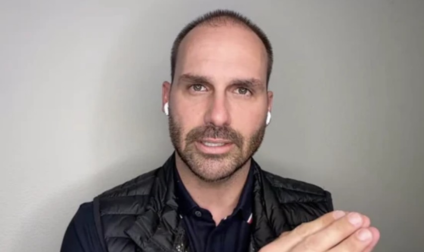Eduardo Bolsonaro será julgado em 16 de junho pelo STF em ação sobre trama golpista