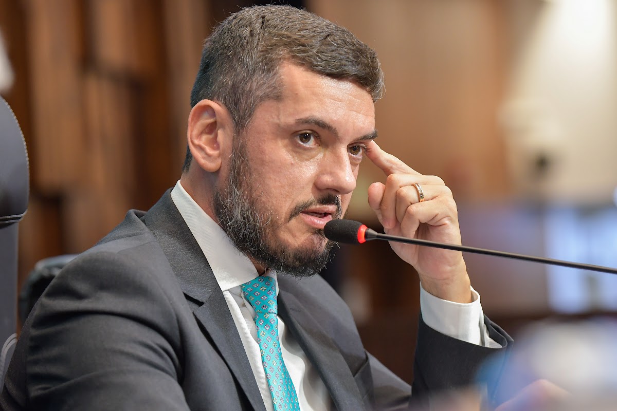 Rodrigo Bacellar é transferido para Bangu 8, o presídio dos famosos, depois de nova prisão