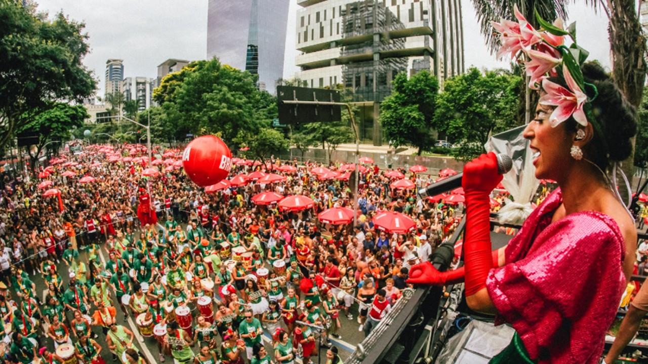 Carnaval 2026: 15 mil ambulantes são sorteados para atuar no Rio