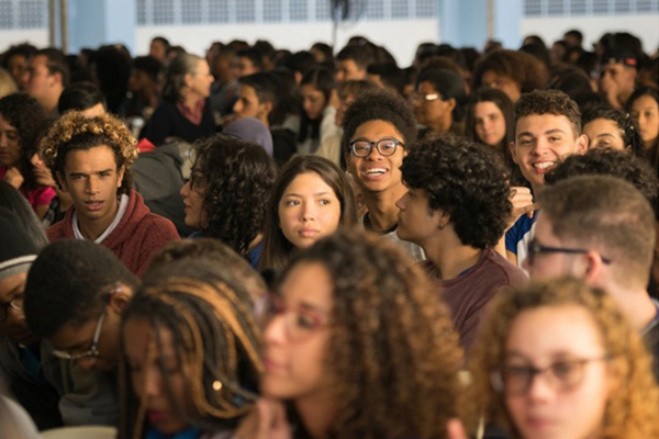 De 41 países, Brasil ocupa último lugar em número de jovens com mestrado