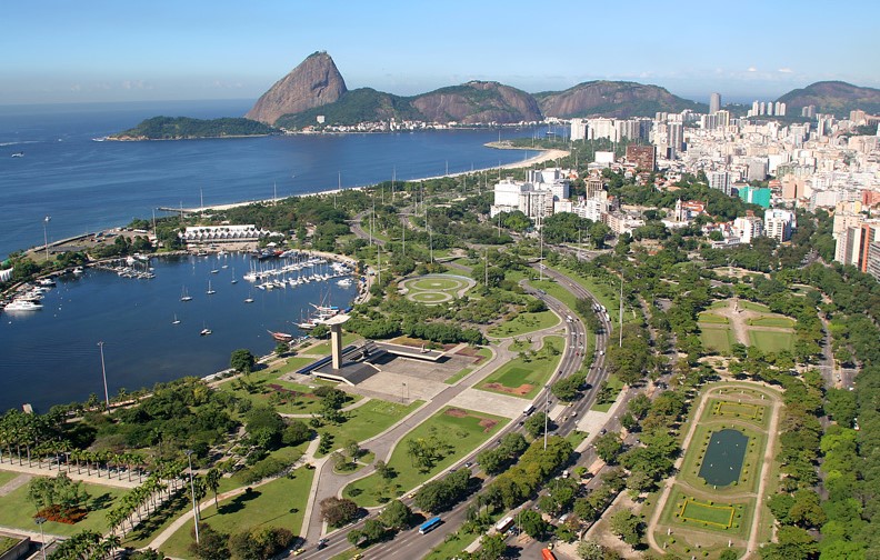 Obra embargada no Aterro do Flamengo provoca nova ofensiva do MPF contra licenças