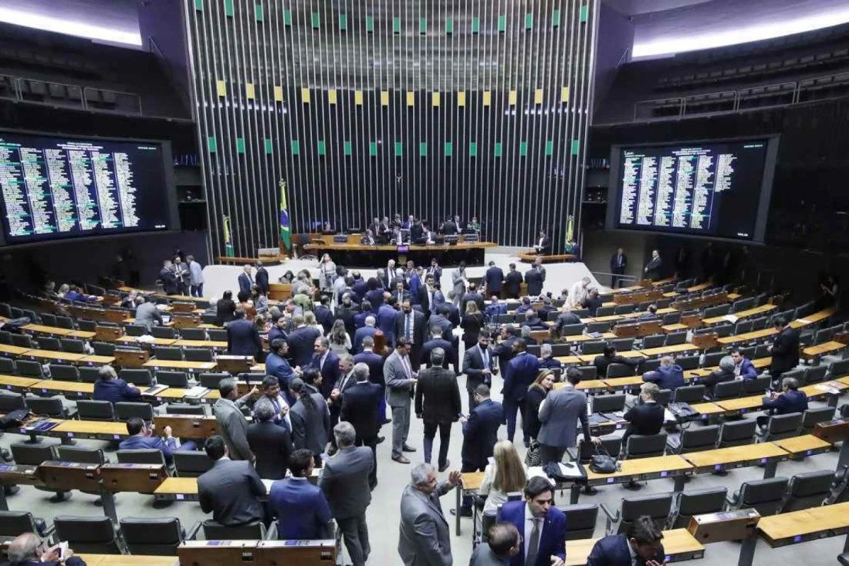 Insatisfação com o Congresso dispara e 45% não confiam na instituição, revela pesquisa