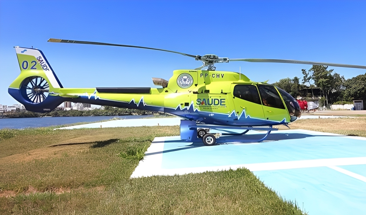 Helicóptero resgata equipe com órgãos para transplante na Serra das Araras