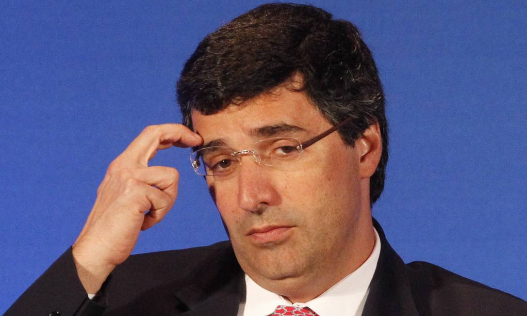 Esteves nega boato sobre ataque a Moraes e chama acusação de absurda