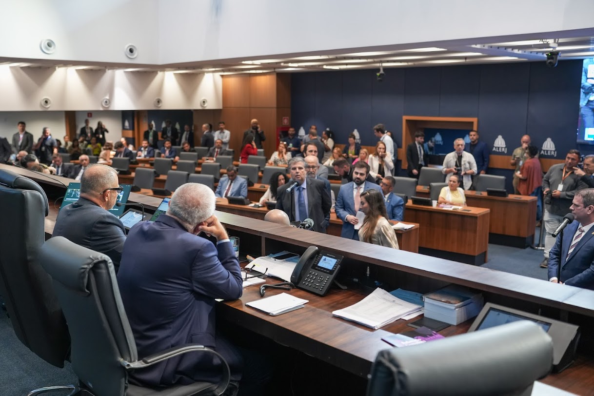 Alerj moderniza Escola do Legislativo com novo Regimento Interno após oito anos