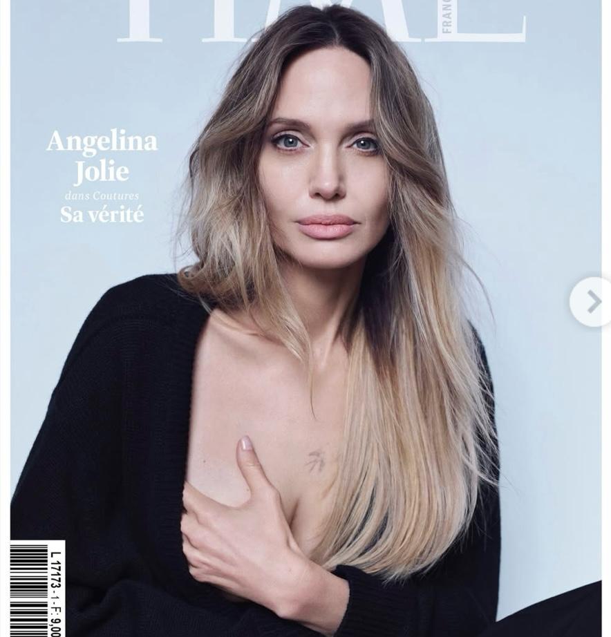 Angelina Jolie expõe cicatrizes e alerta para prevenção do câncer de mama