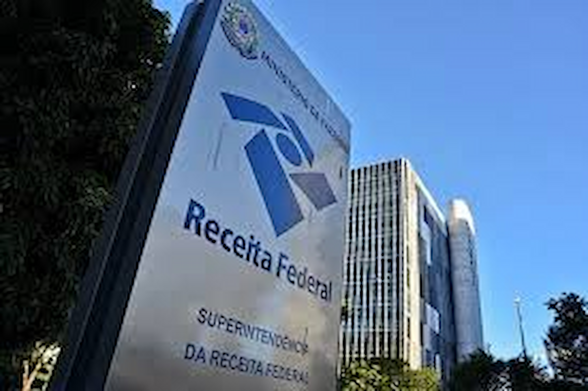 Arrecadação federal atinge R$ 226,7 bilhões em novembro e bate recorde histórico