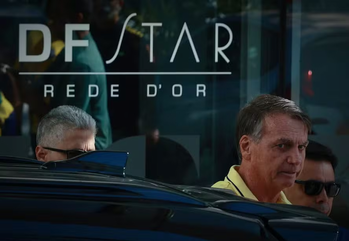 Moraes libera visita de enteada a Bolsonaro e barra outros familiares