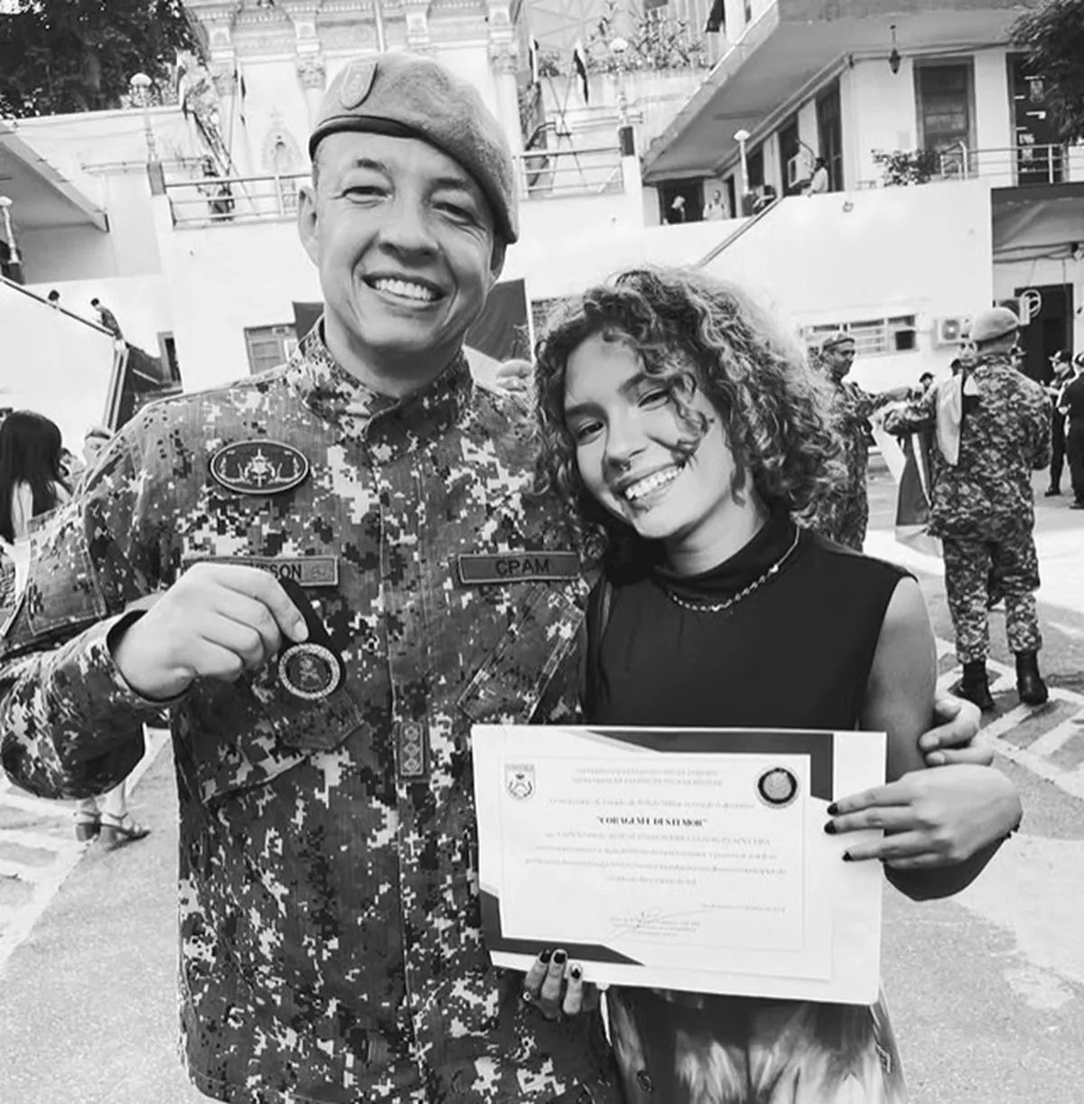 Filha de major da PM é enterrada no Rio; polícia investiga homicídio ligado a ferro-velho