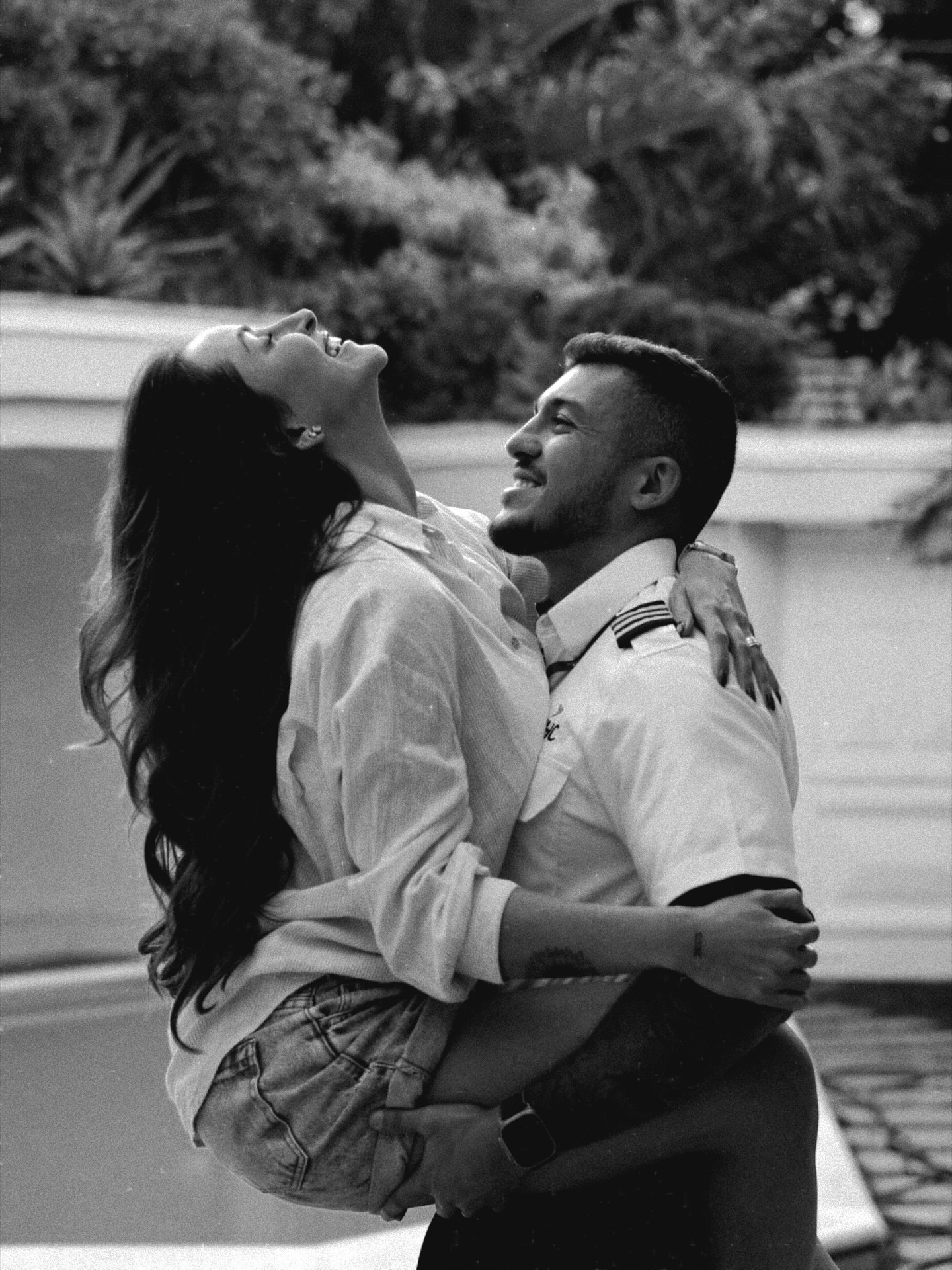 ‘Cuida de mim aí do céu’, diz esposa em homenagem a instrutor morto em queda de helicóptero no Rio