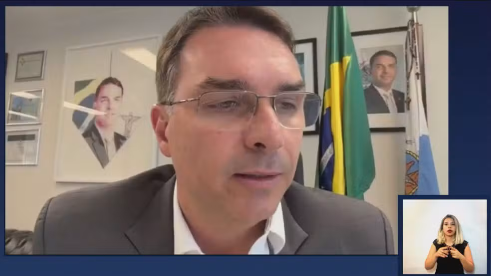 Defesa de Bolsonaro entrega lista de visitas ao STF