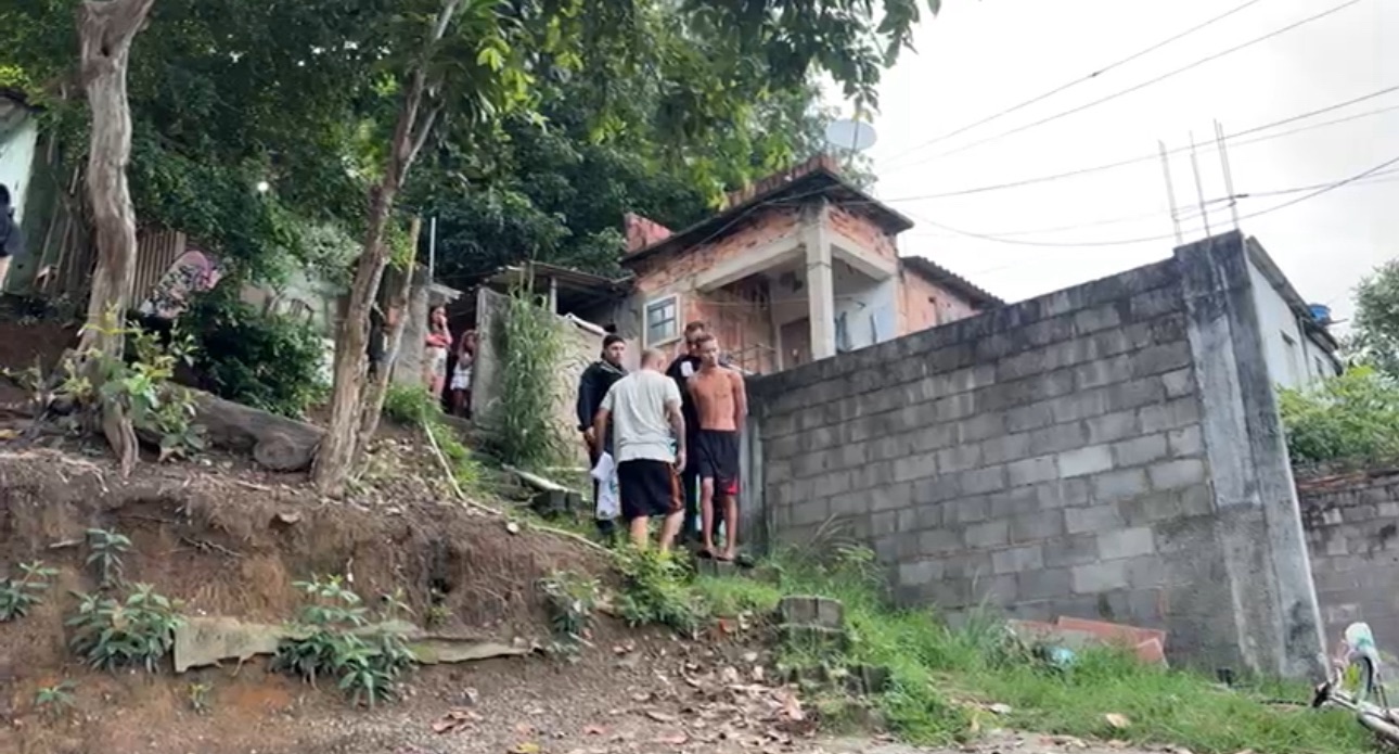 Operação mira traficantes do Comando Vermelho e prende dois em Niterói