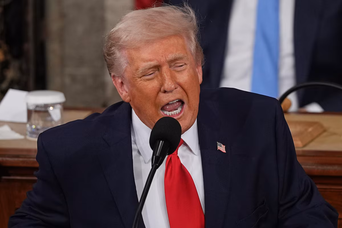 Em discurso mais longo da história, Trump fala em ‘era dourada’ dos EUA e critica fim de tarifas