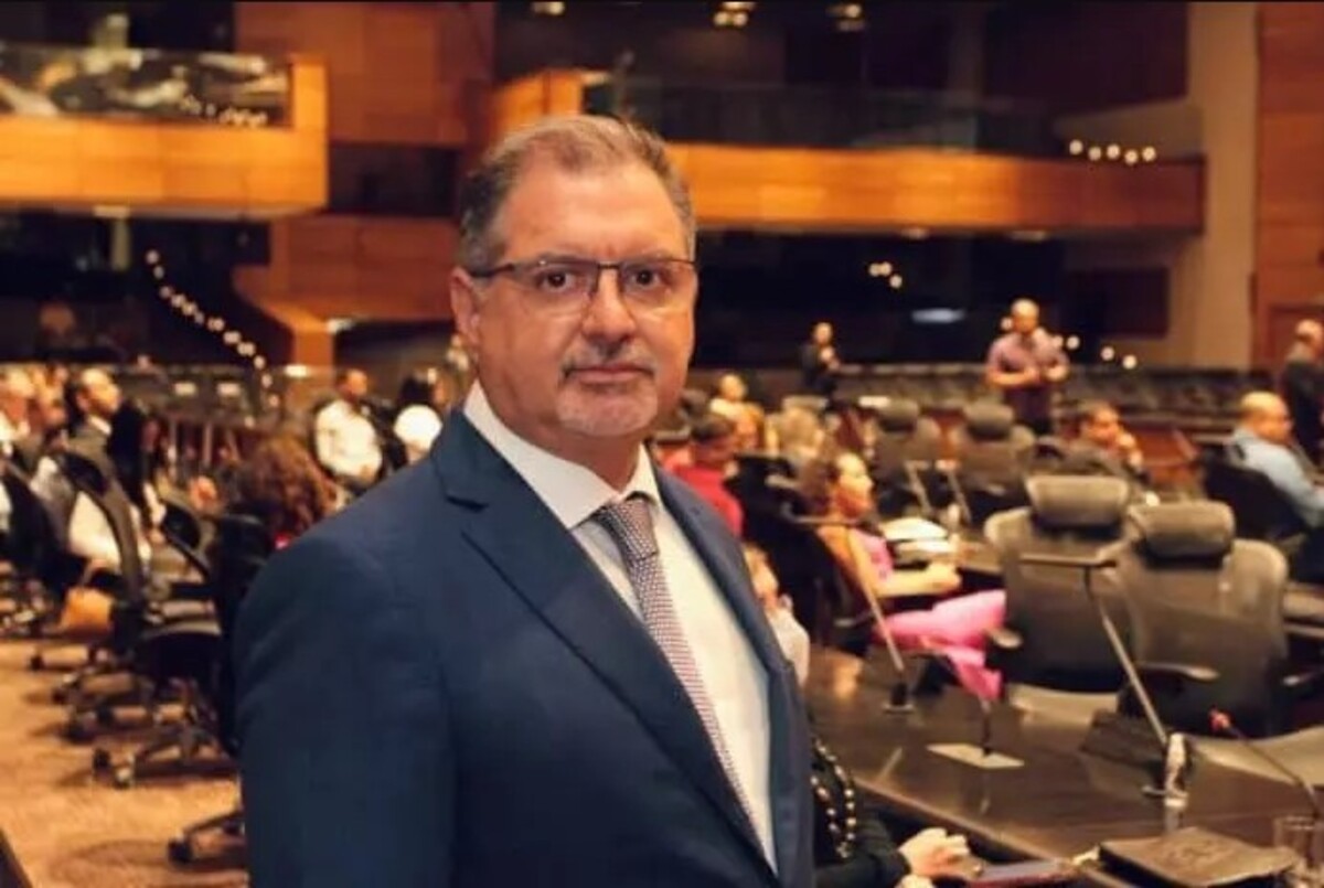 Governador muda o comando da Secretaria de Energia e Economia do Mar