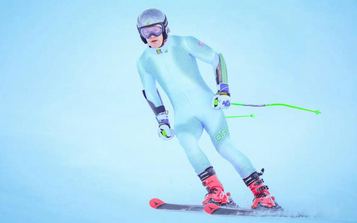 Lucas Braathen leva bronze na Eslovênia e segue vivo na luta pelo título mundial