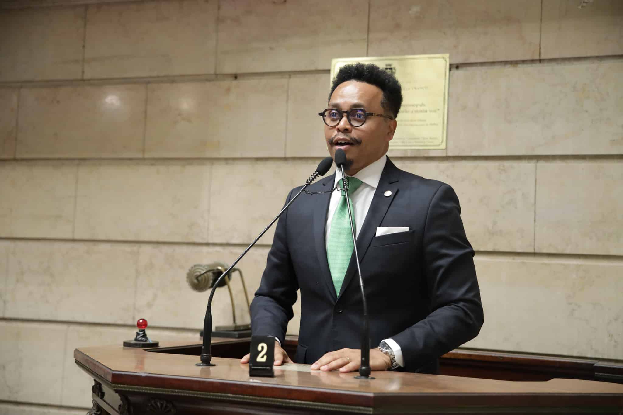 Com aval de Bolsonaro, vereador Rafael Satiê mira vaga em Brasília nas eleições deste ano