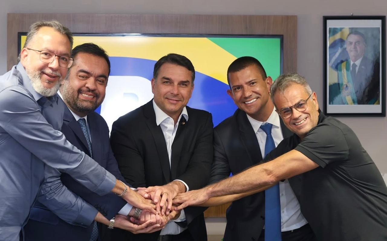 ‘Sou do diálogo’: Vice de Ruas descarta rótulo bolsonarista e critica polarização