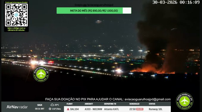 Avião pega fogo na decolagem em Guarulhos mas faz pouso de emergência seguro; vídeos